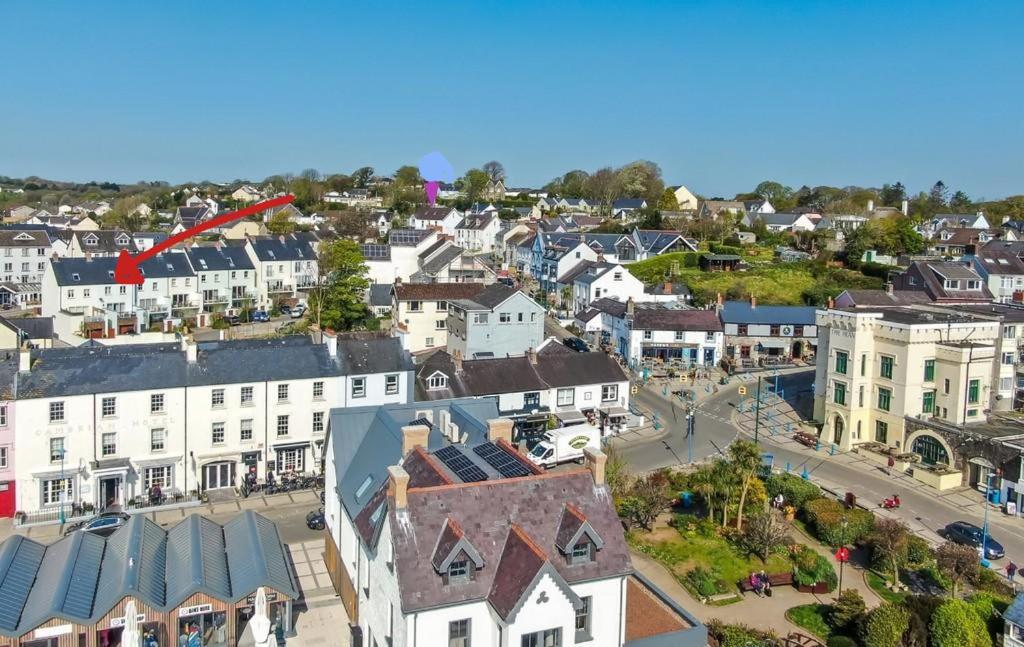 Central Modern Townhouse In Saundersfoot Βίλα Εξωτερικό φωτογραφία